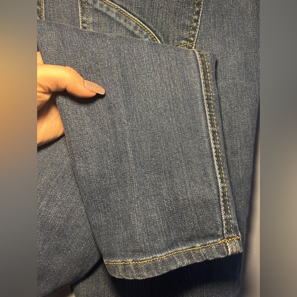 Kensie Denim ‘Mary Kate’ women’s jeans. Size 28:
new condition - Picture 6 of 7